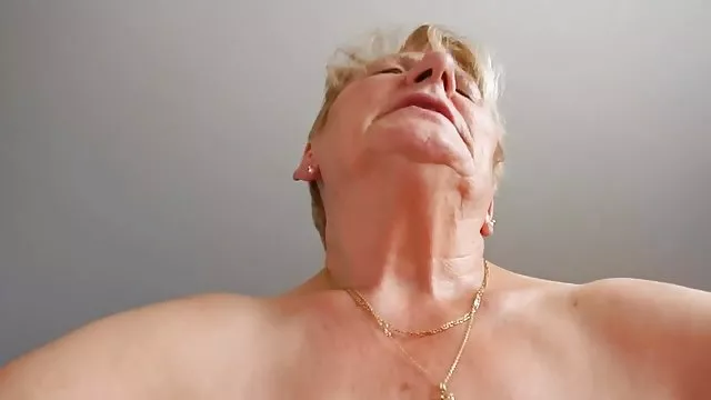 Porno sin registro Eres un muy enojado hermana, te voy a castigar